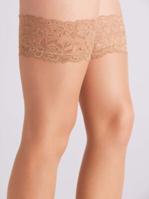 Medias con liga 20 denier beige