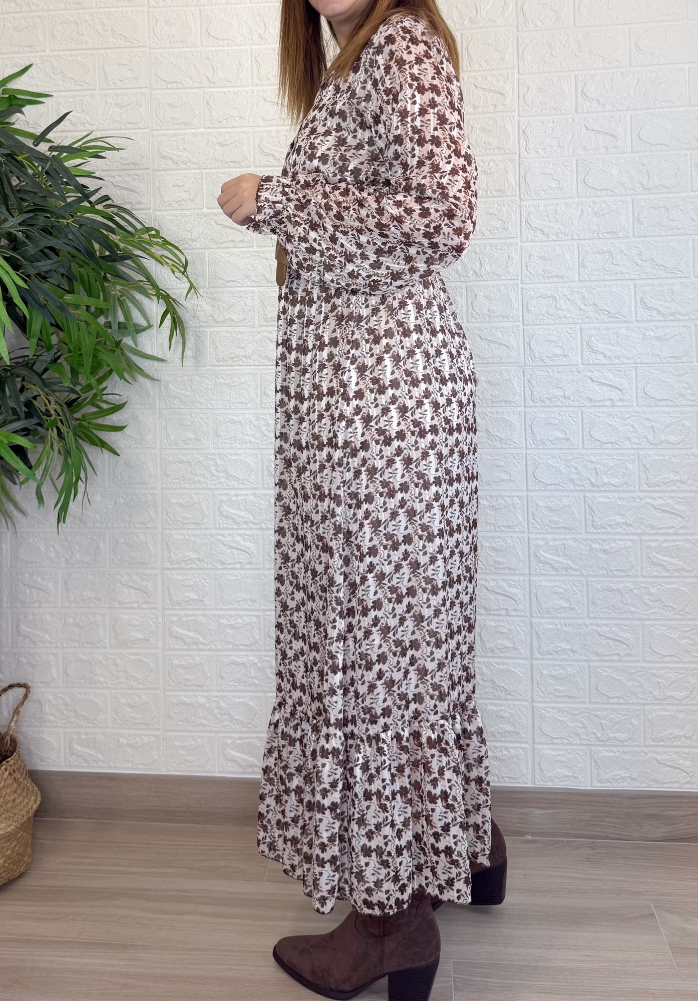 Vestido Ángeles flores marrón 2