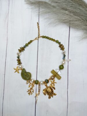 Collar tortuga dorada