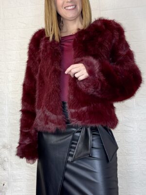 Abrigo corto Miry burdeos