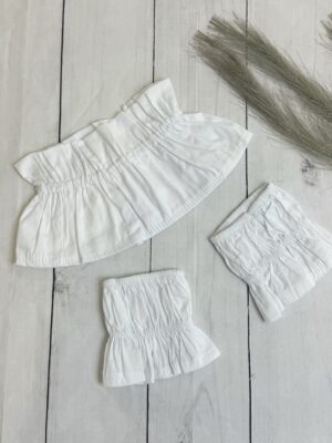 Cuello y puños blanco